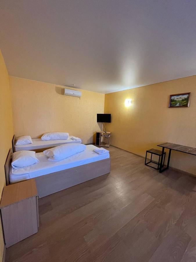 Спортохота Hotel Tjerkasy Eksteriør billede