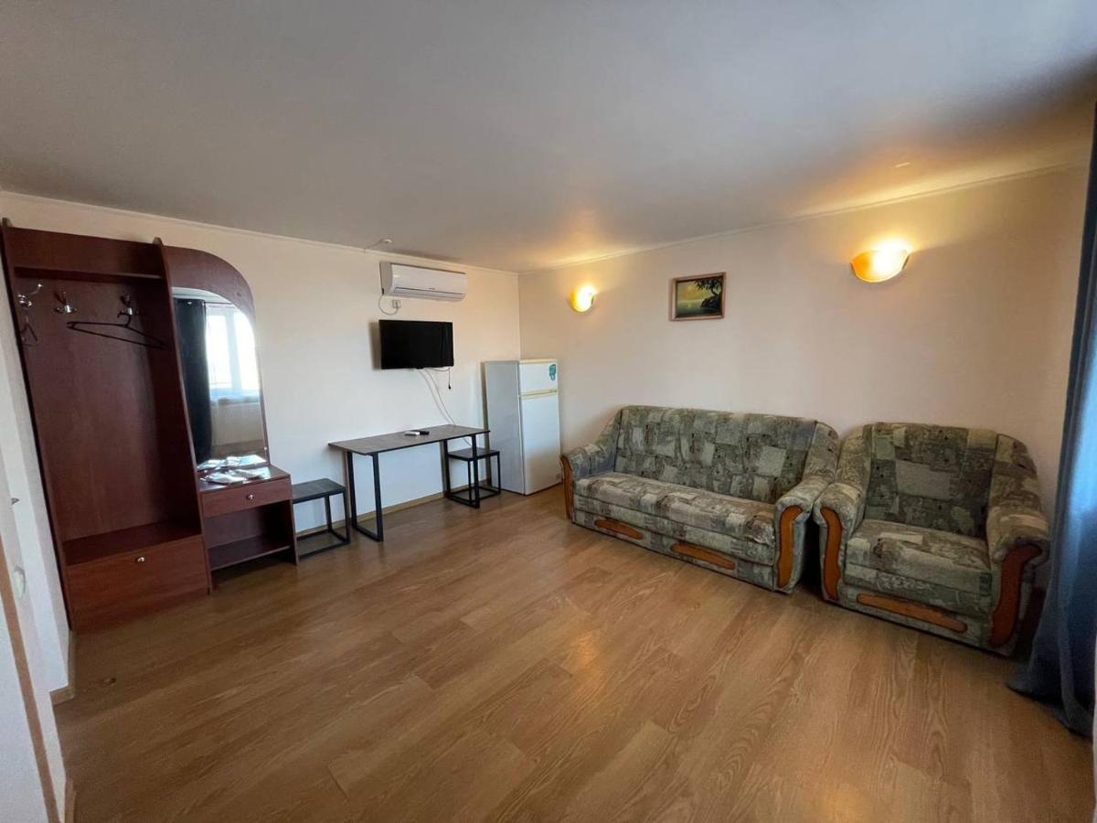 Спортохота Hotel Tjerkasy Eksteriør billede