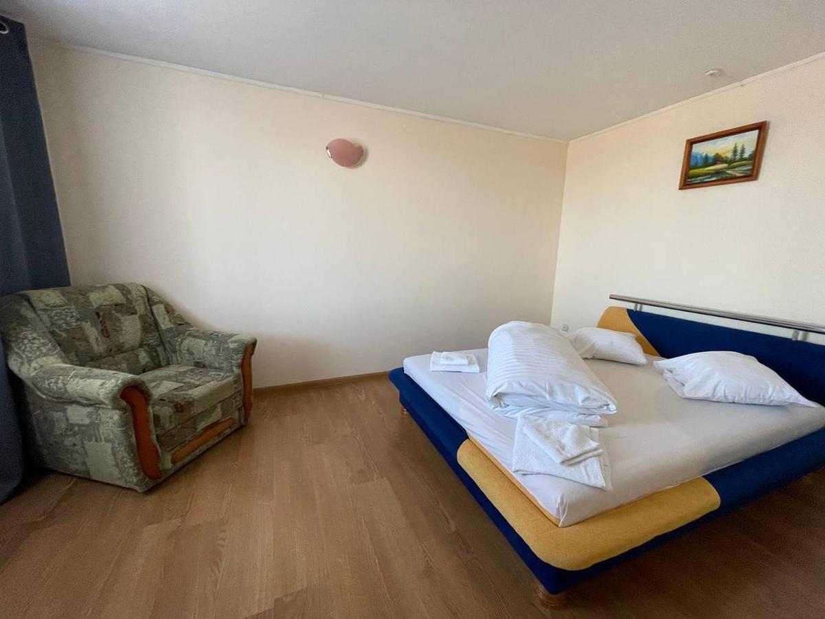 Спортохота Hotel Tjerkasy Eksteriør billede