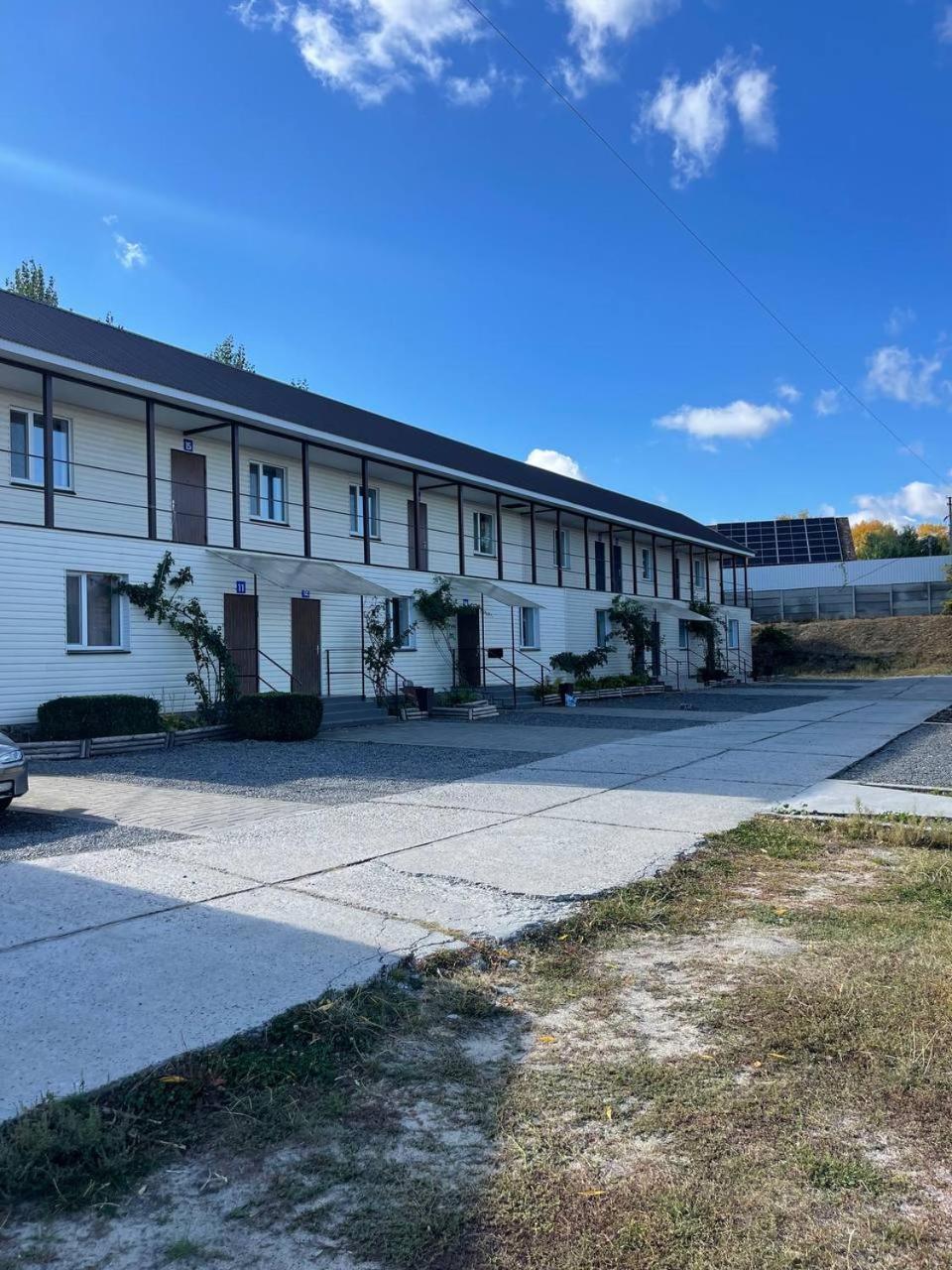Спортохота Hotel Tjerkasy Eksteriør billede