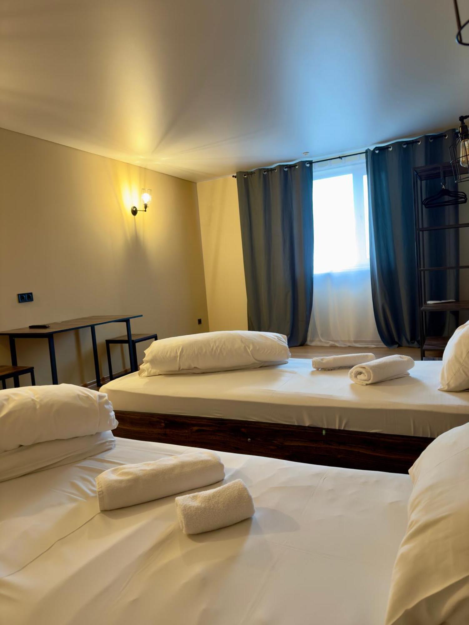 Спортохота Hotel Tjerkasy Eksteriør billede